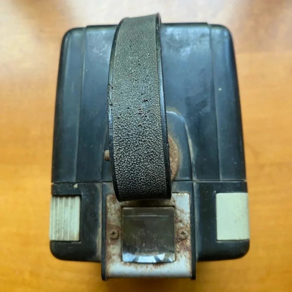 Vintage Kodak Brownie Hawkeye Camera Flash Model UNTESTED - Picture 4 of 10
